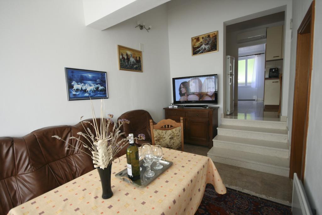 Apartments Ivancevic Medvinjak Kamer foto